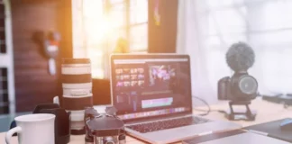 How YouTuber Intros Set the Tone for Their Channels YouTuber