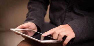 How to Upgrade Your Visitor Management with an iPad